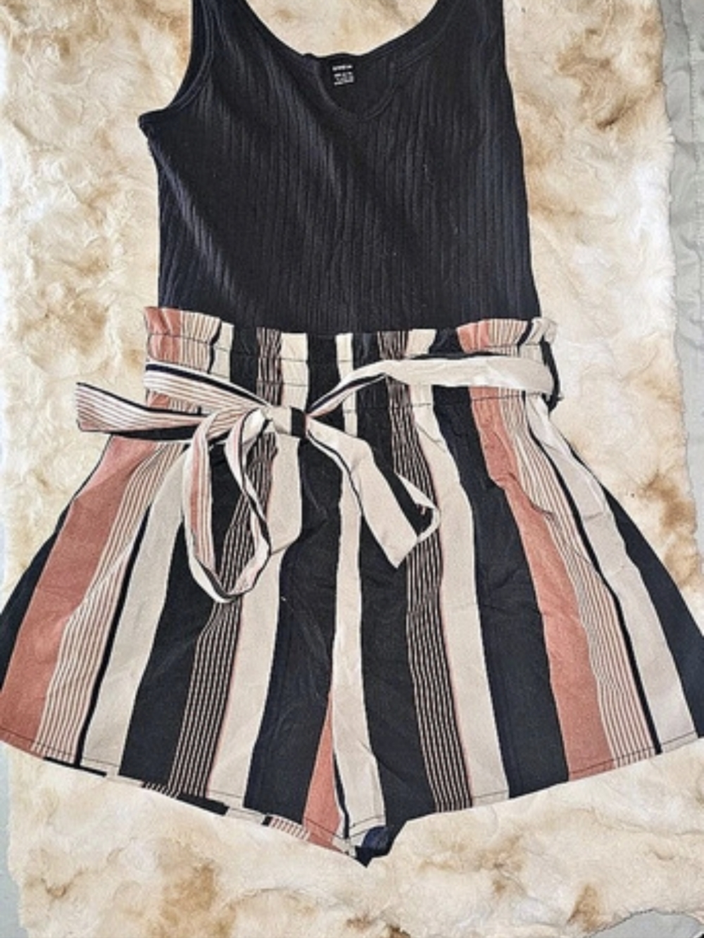 Set Of 5 Rompers - Picture 3 of 4